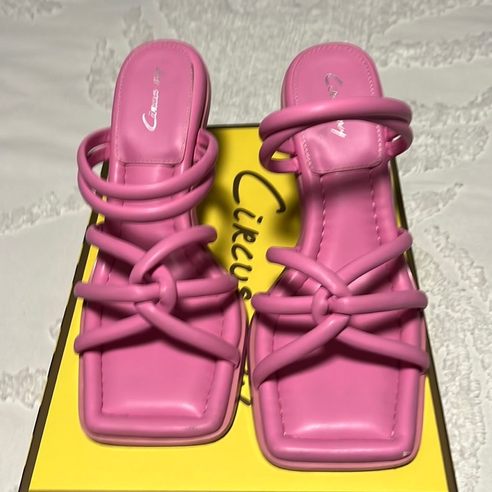 Circus by Sam Edelman savanna pink carnation sandal